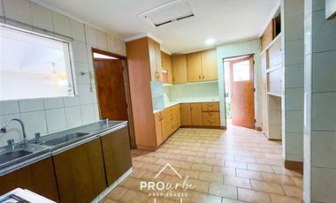 Casa en Venta en JOSE ORTEGA Y GASSET BUEN TERRENO