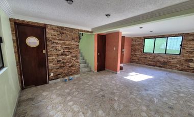 Casa en venta en Valle de Aragón 3ra Secc., Ecatepec, Estado de México.
