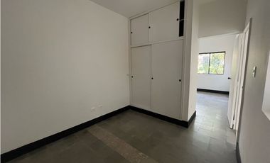 CASA RENTA BARRIO LAURELES