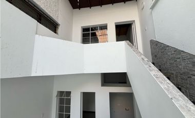 CASA RENTA BARRIO LAURELES