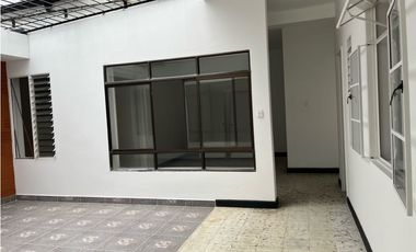 CASA RENTA BARRIO LAURELES