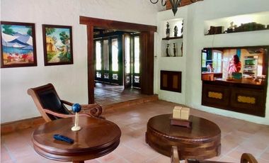 Hermosa finca colonial en venta - Rozo Palmira Valle Colombia