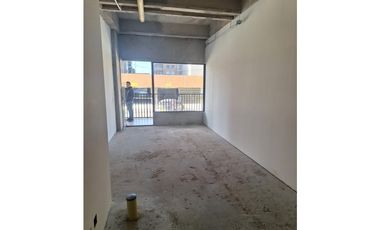 LOCAL DE 27 M2 EN ARRIENDO, COLINA