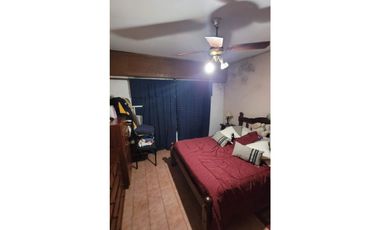 Venta Casa 2 Dormitorios Rio de Janerio N°2875