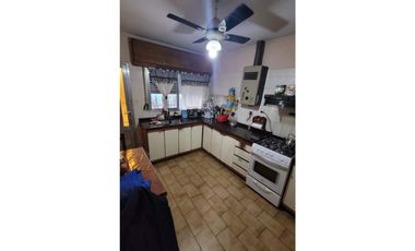 Venta Casa 2 Dormitorios Rio de Janerio N°2875