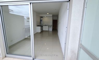 MONOAMBIENTE en   Berazategui Centro
