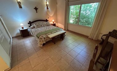 Venta - Casa - Barrio El Solar de Capilla - Exaltación de la Cruz