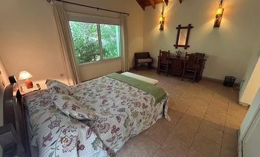 Venta - Casa - Barrio El Solar de Capilla - Exaltación de la Cruz