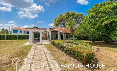 CASA VACACIONAL EN VENTA O PERMUTA- RICAURTE