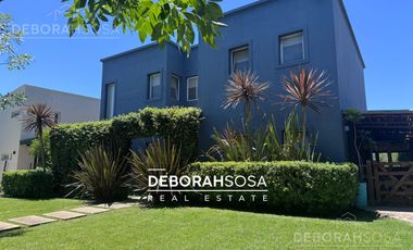 Casa en Venta 5 amb al Agua El Canton Zona Norte
