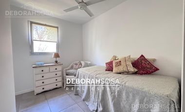 Casa en Venta 5 amb al Agua El Canton Zona Norte