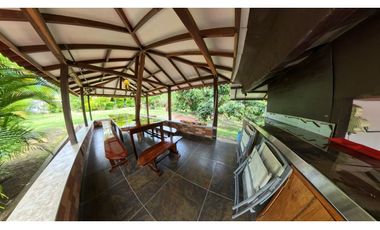 Casa Campestre en Silvania1600M 4750m2