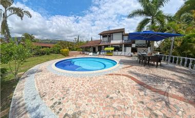 Casa Campestre en Silvania1600M 4750m2