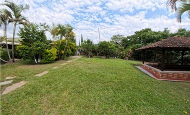 Casa Campestre en Silvania1600M 4750m2