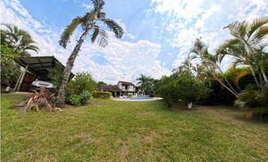 Casa Campestre en Silvania1600M 4750m2
