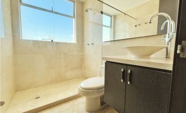 SE ARRIENDA APARTAMENTO EN CASTILLOGRANDE VISTA A LA BAHA CARTAGENA!