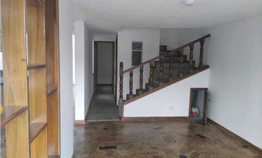 ALQUILER CASA BALCONES DE CHIPRE MANIZALES