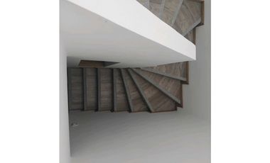 ALQUILER CASA BALCONES DE CHIPRE MANIZALES