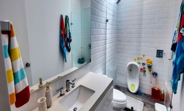 ¡Casa De Lujo Con Piscina Privada Y Diseño Arquitectónico Excepcional – ¡Tu Hogar Soñado Te Espera!