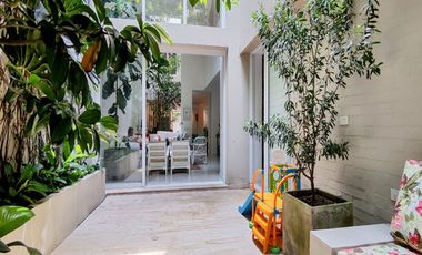 ¡Casa De Lujo Con Piscina Privada Y Diseño Arquitectónico Excepcional – ¡Tu Hogar Soñado Te Espera!