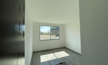 Casa en venta con tres recamaras y jardin en Ocotlán, Tlaxcala