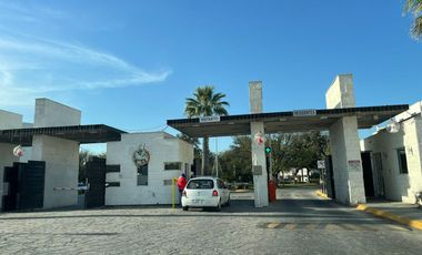 CASA EN RENTA EN FRACCIONAMIENTO VIVENZA, SAN NICOLÁS DE LOS GARZA, N.L., ZONA PASEO LA FE