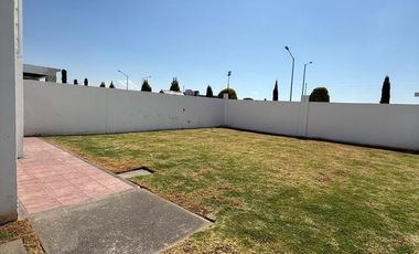 Casa en  Renta en Foresta Metepec