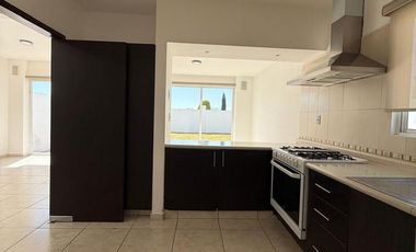 Casa en  Renta en Foresta Metepec