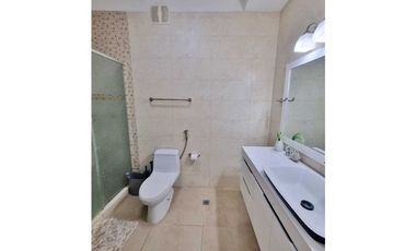 SE ALQUILA APARTAMENTO DE PLAYA PH SANTA CLARA RESIDENCES