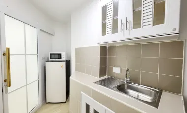 Newly renovated condo