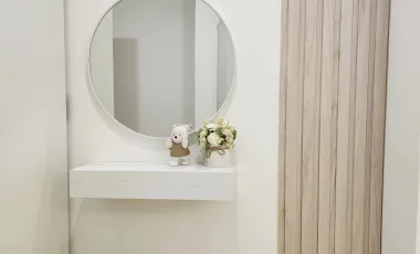 Newly renovated condo