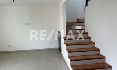 Venta de Casa en condominio en Residencial Primavera I cerca del aeropuerto de Toluca - (3)