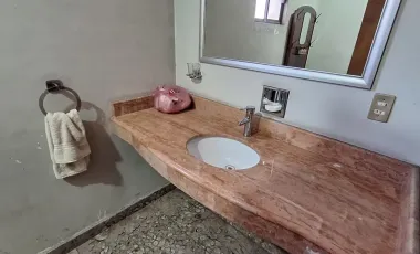 Oficina en renta en Nazario S Ortiz Garza, Saltillo, Coahuila de Zaragoza