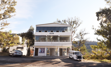 LOCAL COMERCIAL CON OFICINAS EN RENTA EN MORELIA, AV. ACUEDUCTO.