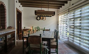 Casa de 1000 metros en Cuautla Cerca de la Comer, Escriturada