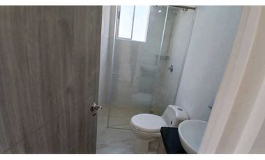 Arriendo apartamento Cuarto piso  con acesor en Cajica.