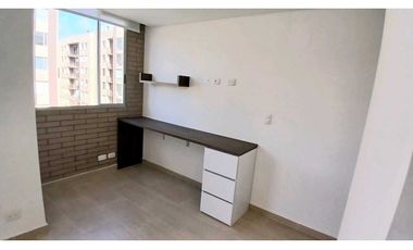 Arriendo apartamento Cuarto piso  con acesor en Cajica.