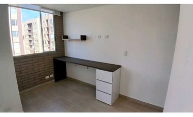 Arriendo apartamento Cuarto piso  con acesor en Cajica.