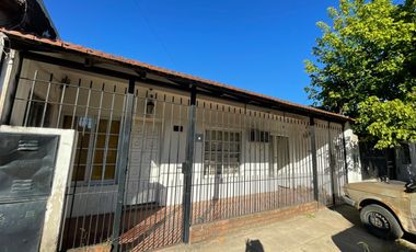 OPORTUNIDAD DOS CASAS DE 3 AMBIENTES