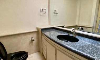 Casa en venta en Bosques de las Lomas