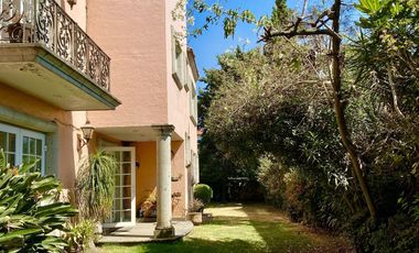 Casa en venta en Bosques de las Lomas