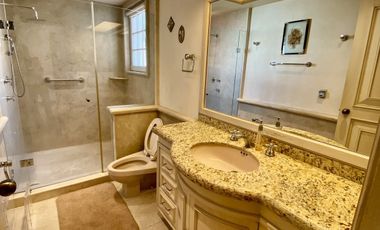 Casa en venta en Bosques de las Lomas