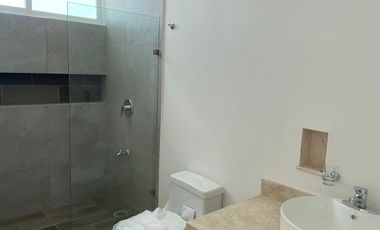 CASA  NUEVA EN PRIVADA RESIDENCIAL UBICADA EN CONKAL