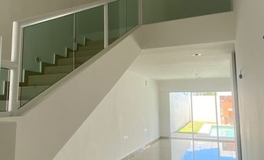 CASA  NUEVA EN PRIVADA RESIDENCIAL UBICADA EN CONKAL