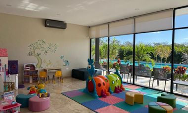 CASA  NUEVA EN PRIVADA RESIDENCIAL UBICADA EN CONKAL