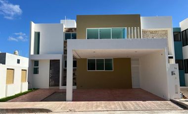 CASA  NUEVA EN PRIVADA RESIDENCIAL UBICADA EN CONKAL