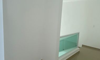 CASA  NUEVA EN PRIVADA RESIDENCIAL UBICADA EN CONKAL