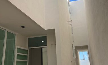 CASA  NUEVA EN PRIVADA RESIDENCIAL UBICADA EN CONKAL