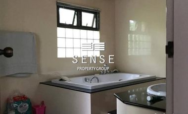 Great 4 bedroom house for sale at Greenville 1