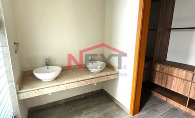🏡 Casa de Lujo en La Escondida (NORTE) – Cocina Equipada, Closets instalados y Doble Altura! ✨